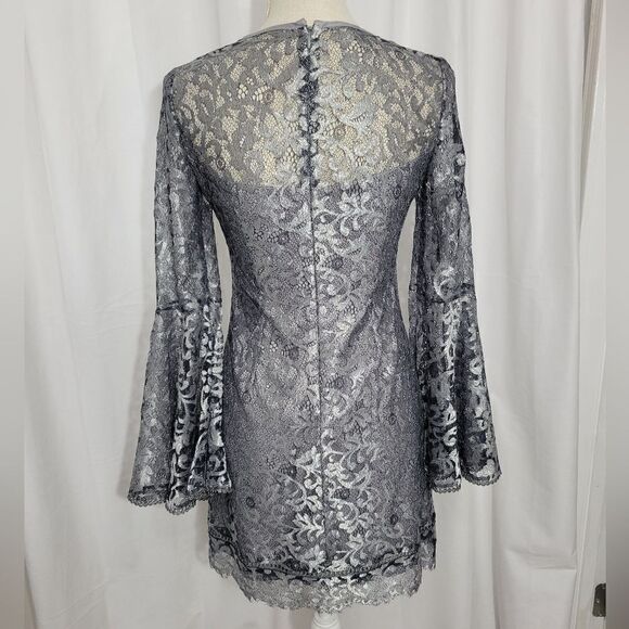 WHBM Metallic Lace Bell-Sleeve Shift Dress Women’s size 0 - Picture 8 of 14